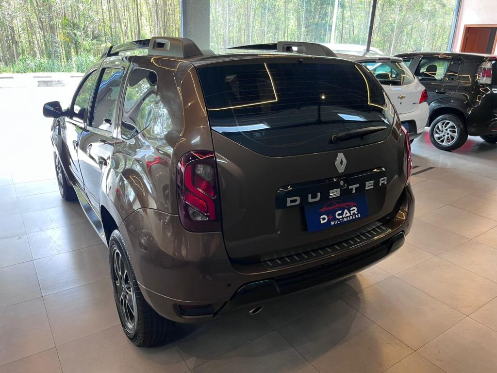 RENAULT Duster - Foto