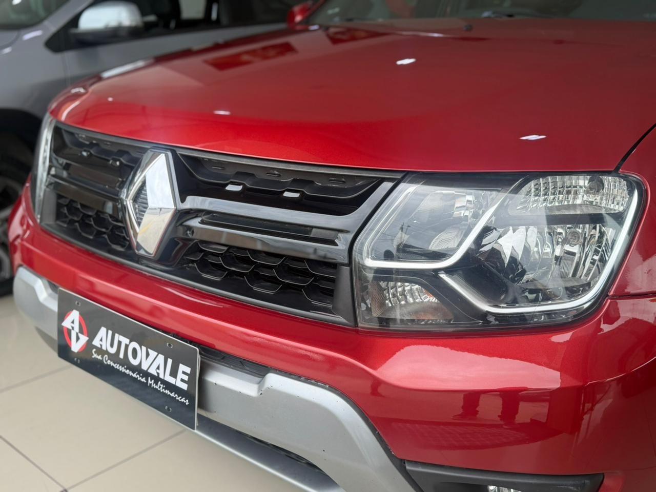 RENAULT Duster - Foto