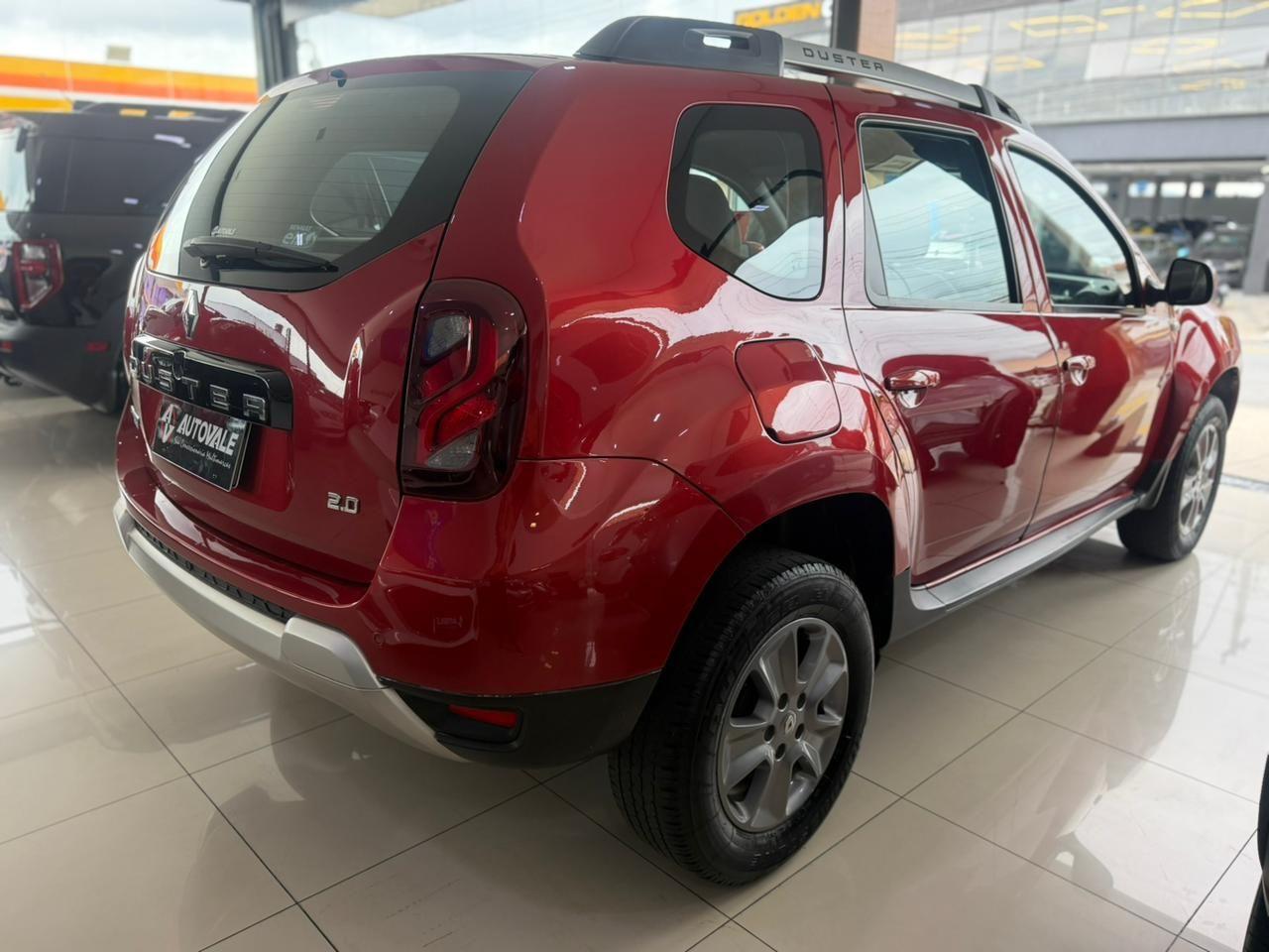 RENAULT Duster - Foto