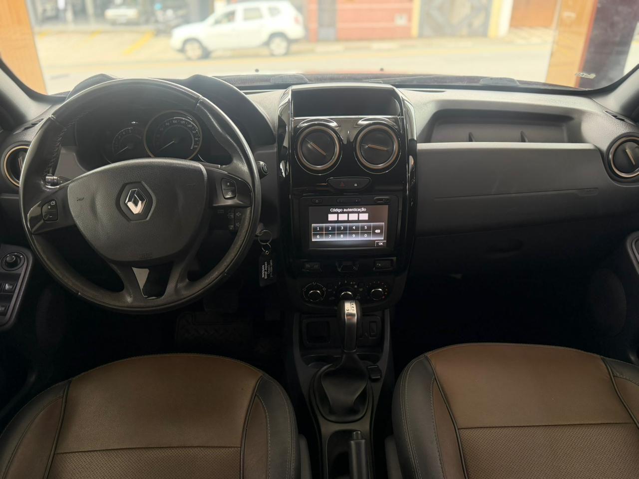 RENAULT Duster - Foto