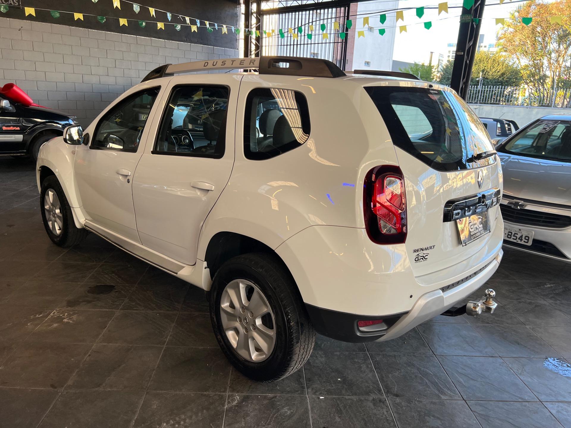 RENAULT Duster - Foto