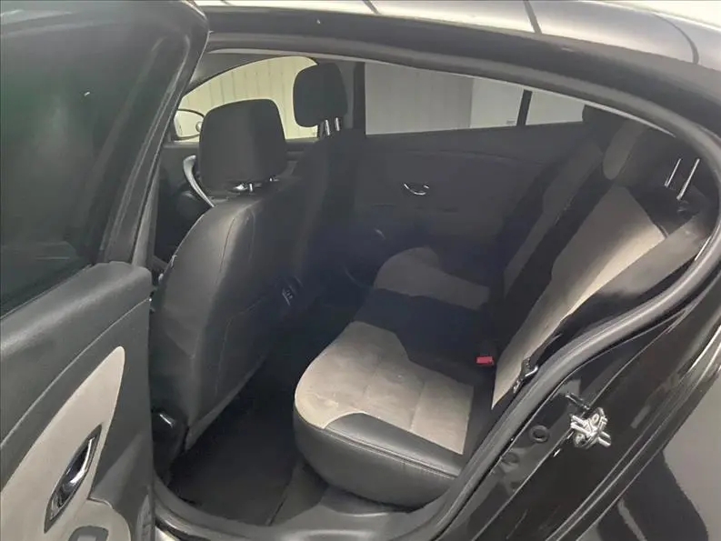 RENAULT Fluence - Foto
