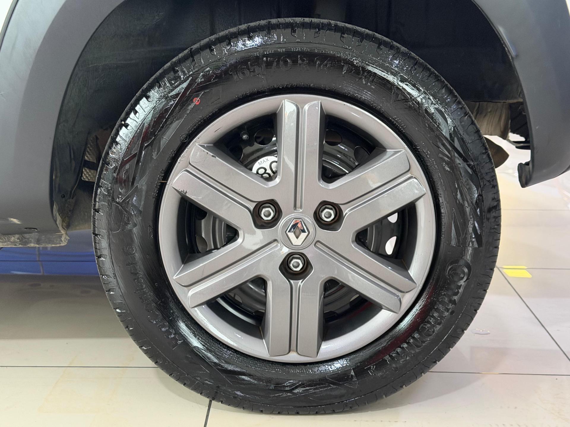 RENAULT Kwid - Foto