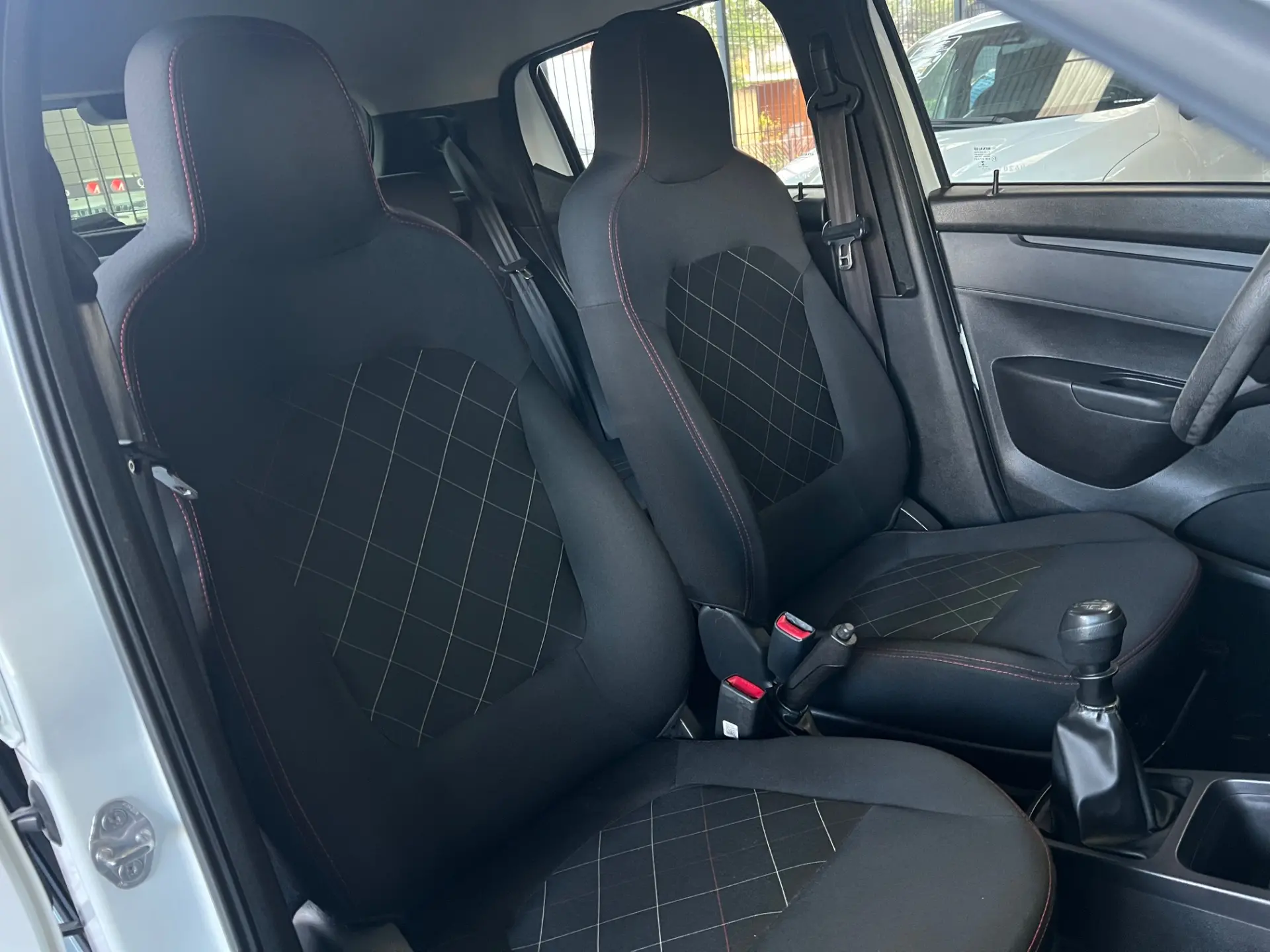 RENAULT Kwid - Foto