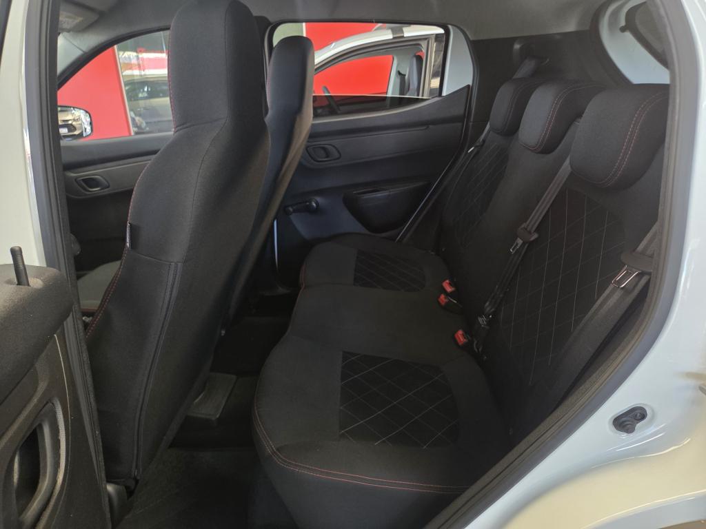 RENAULT Kwid - Foto
