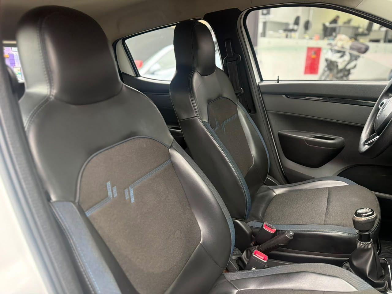 RENAULT Kwid - Foto