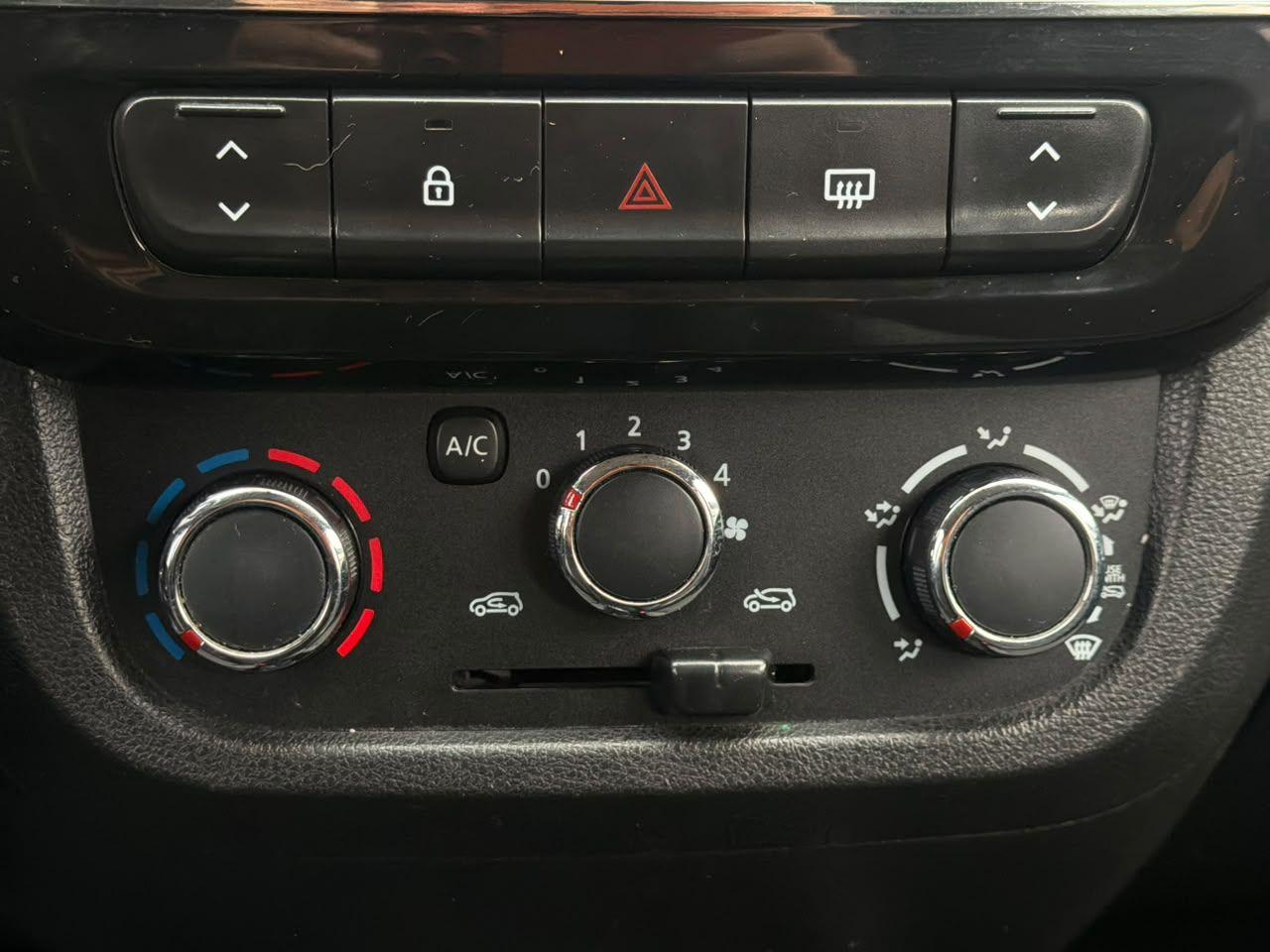 RENAULT Kwid - Foto