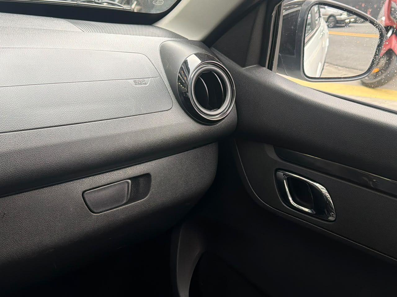 RENAULT Kwid - Foto