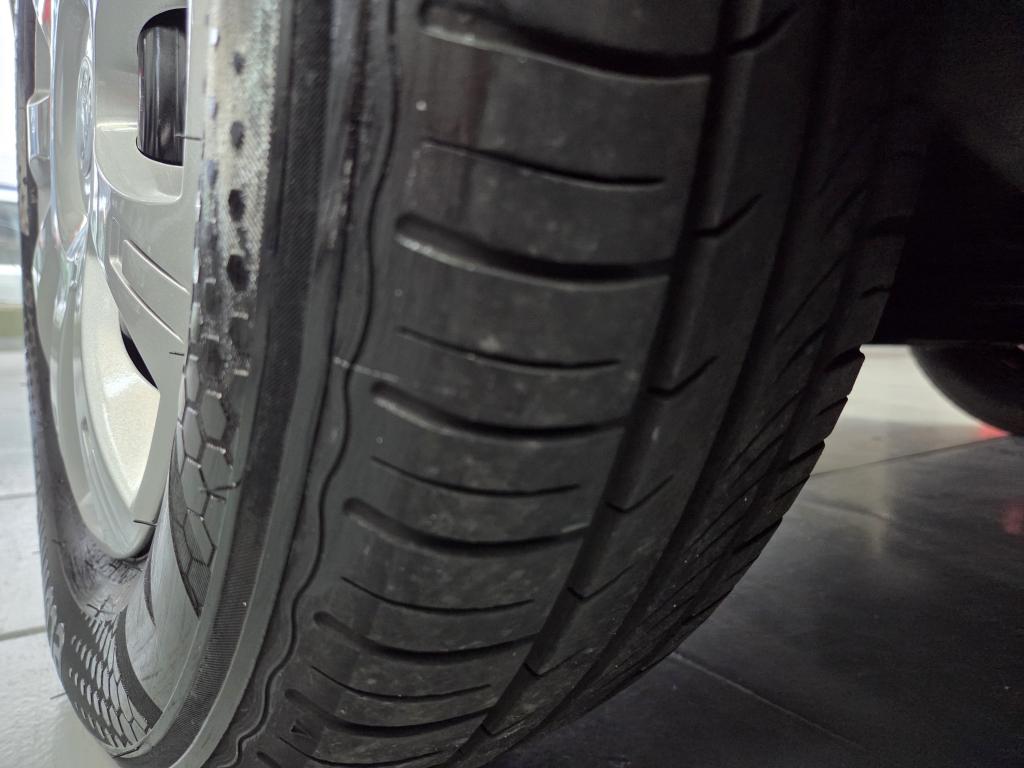 RENAULT Logan - Foto