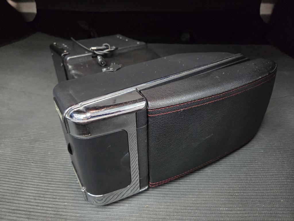 RENAULT Logan - Foto