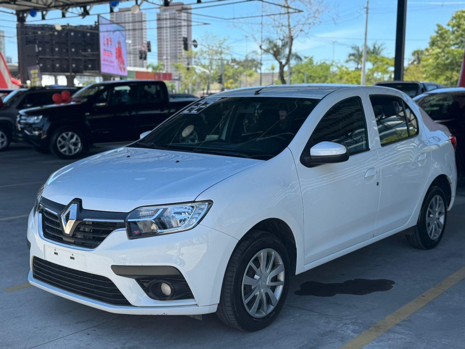 RENAULT Logan - Foto