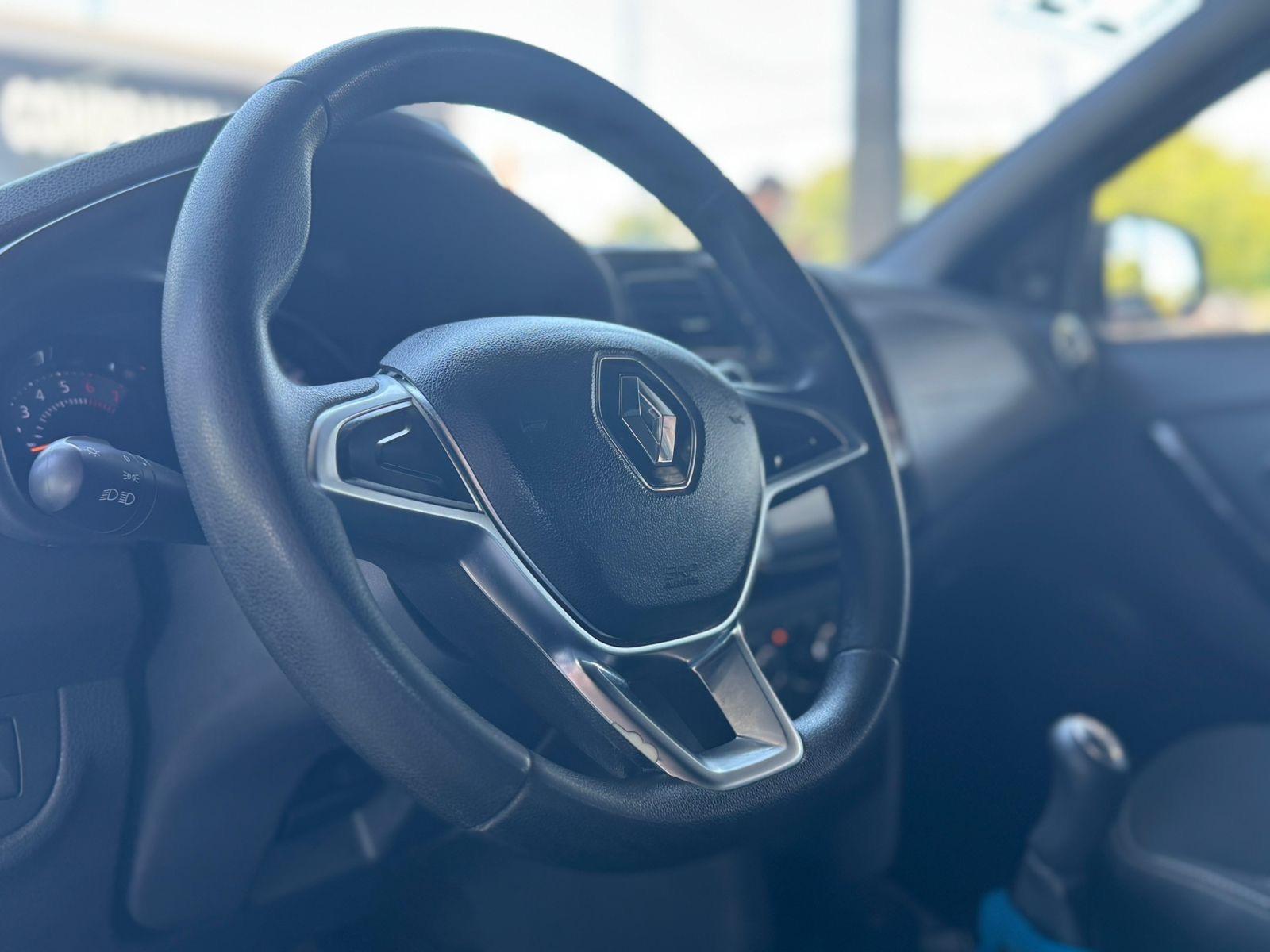 RENAULT Logan - Foto