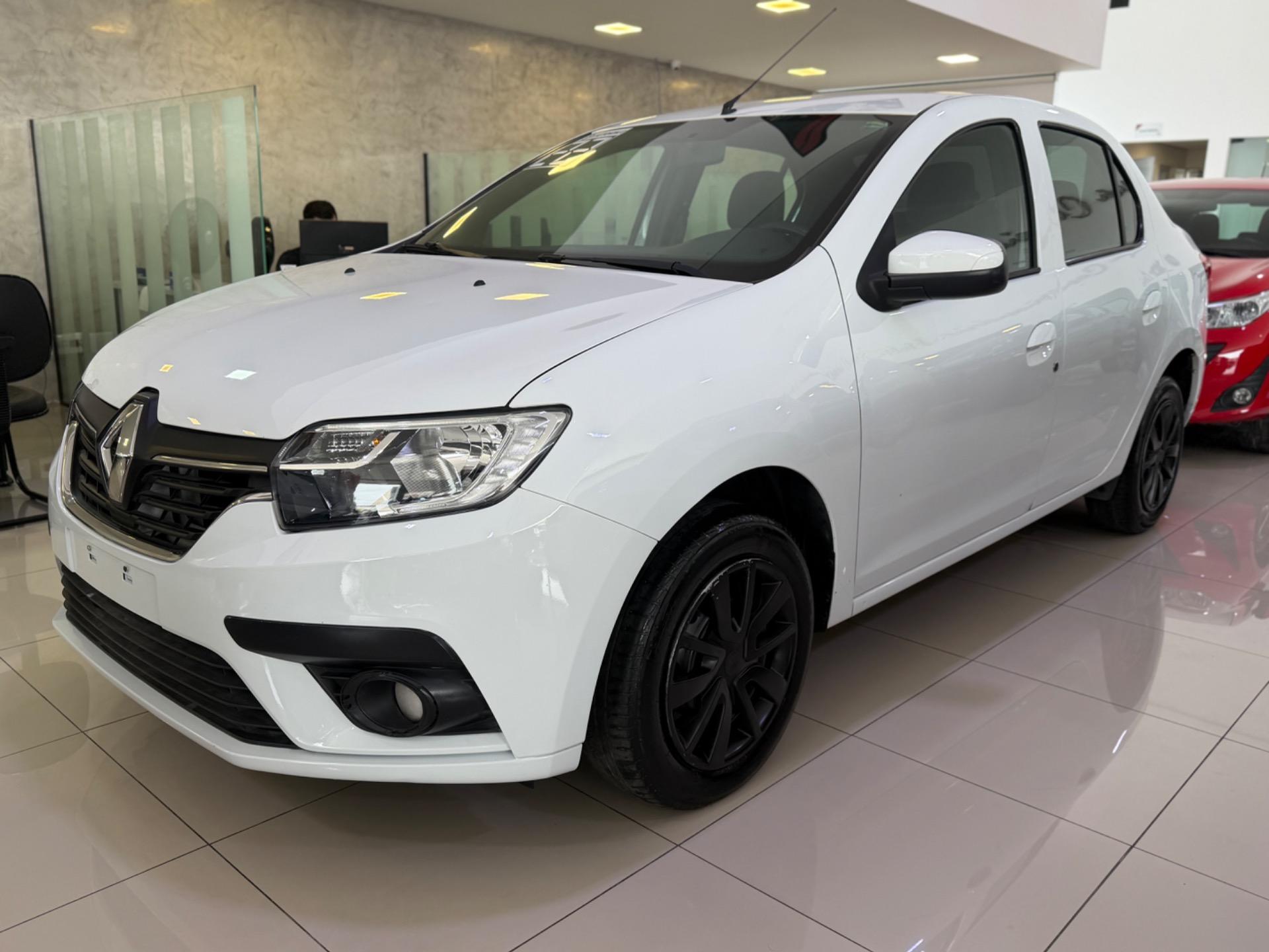 RENAULT Logan - Foto