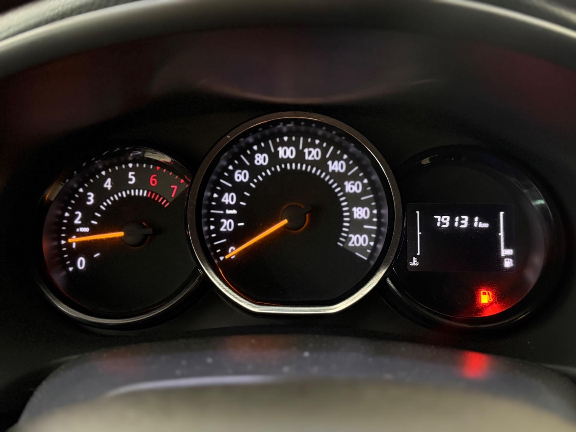 RENAULT Logan - Foto