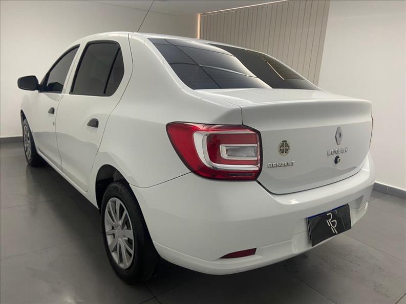 RENAULT Logan - Foto