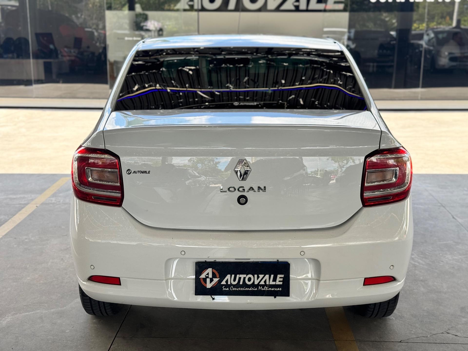 RENAULT Logan - Foto