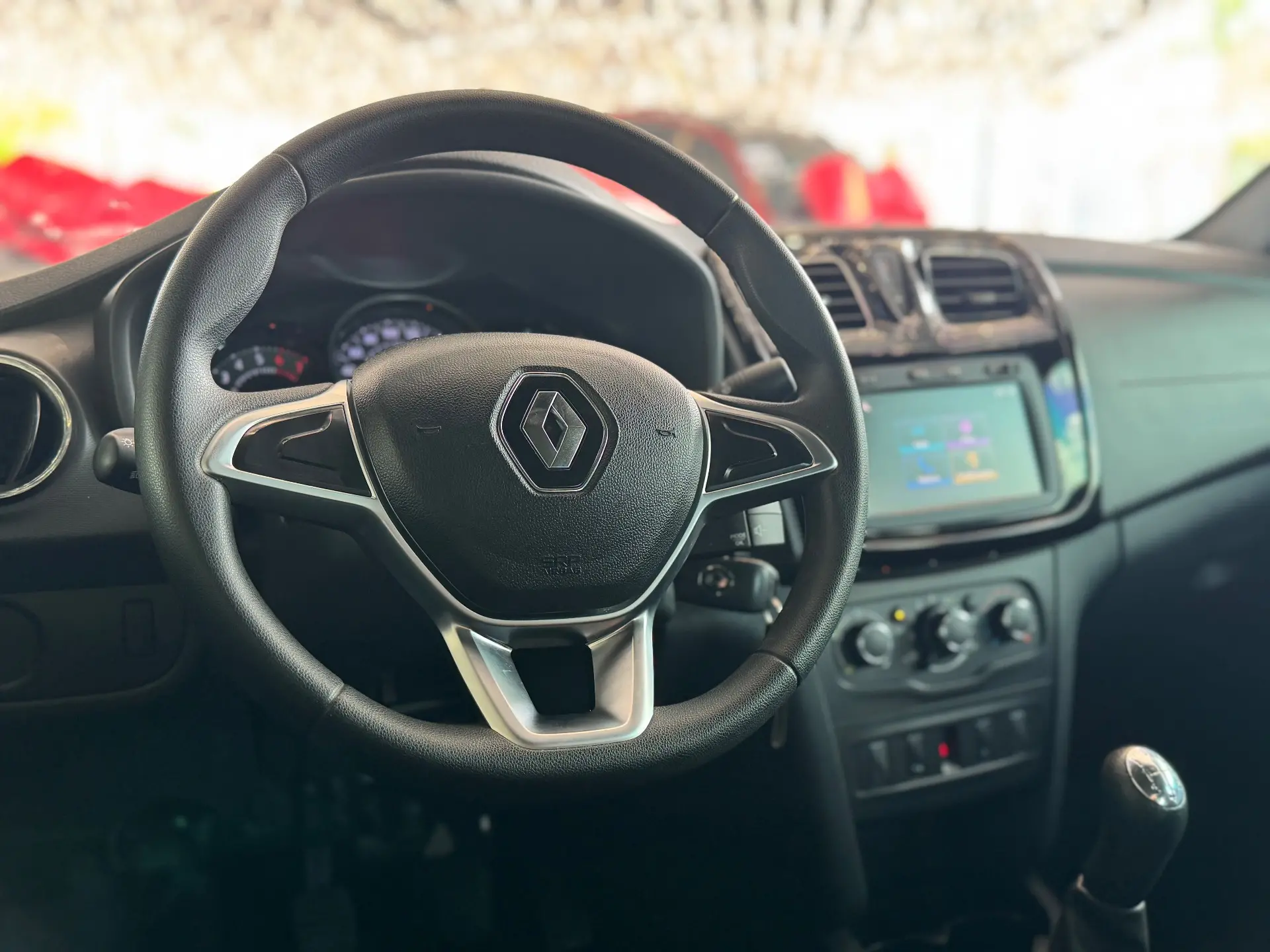 RENAULT Logan - Foto