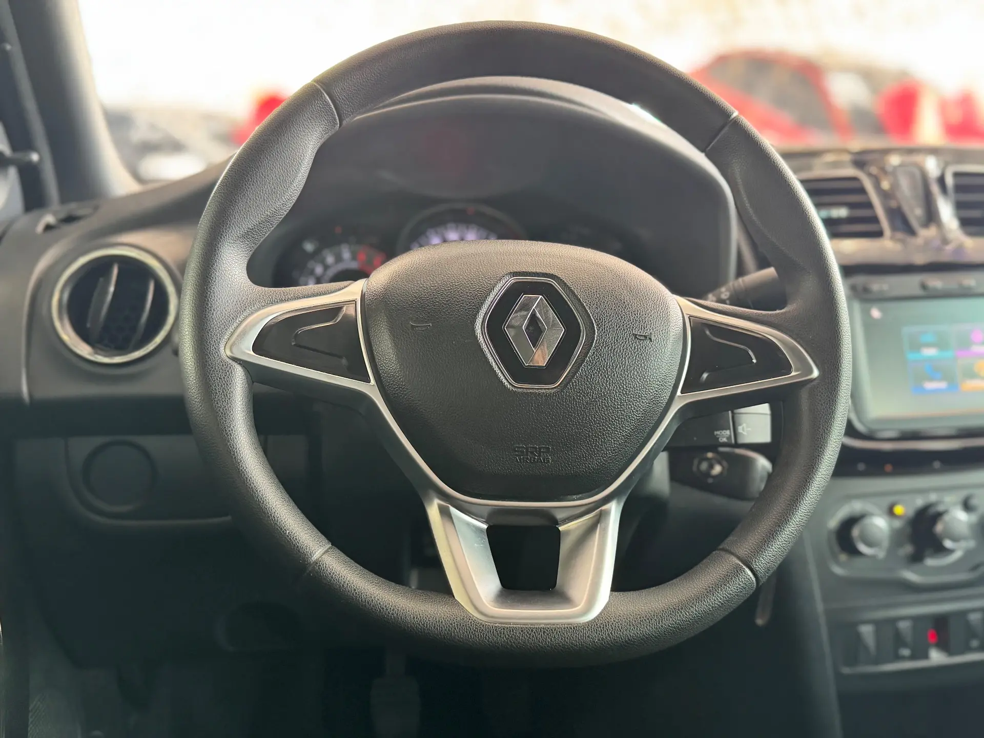 RENAULT Logan - Foto