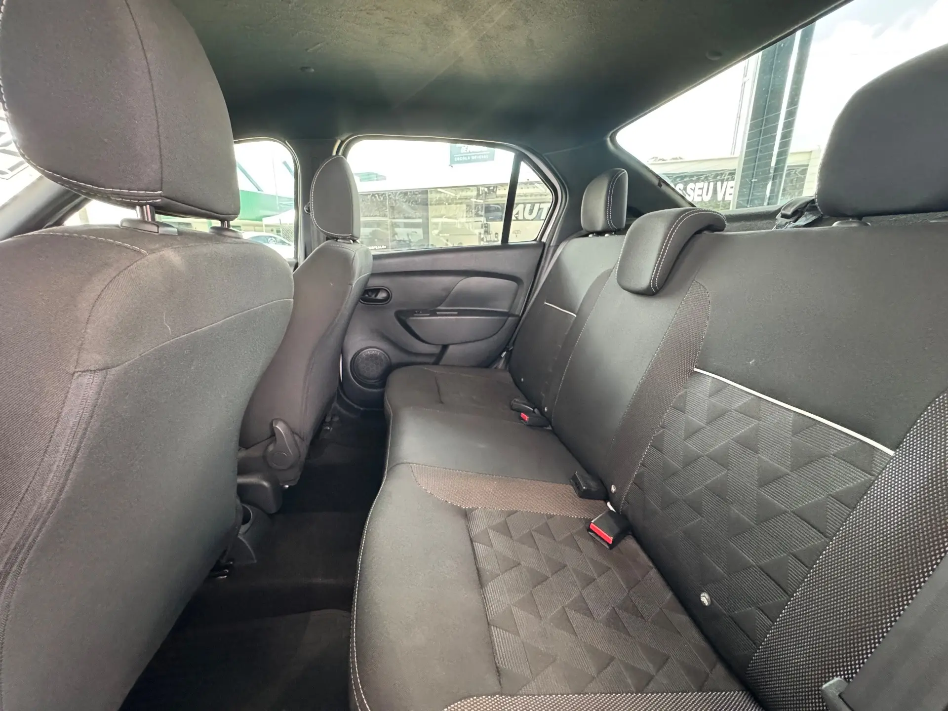 RENAULT Logan - Foto