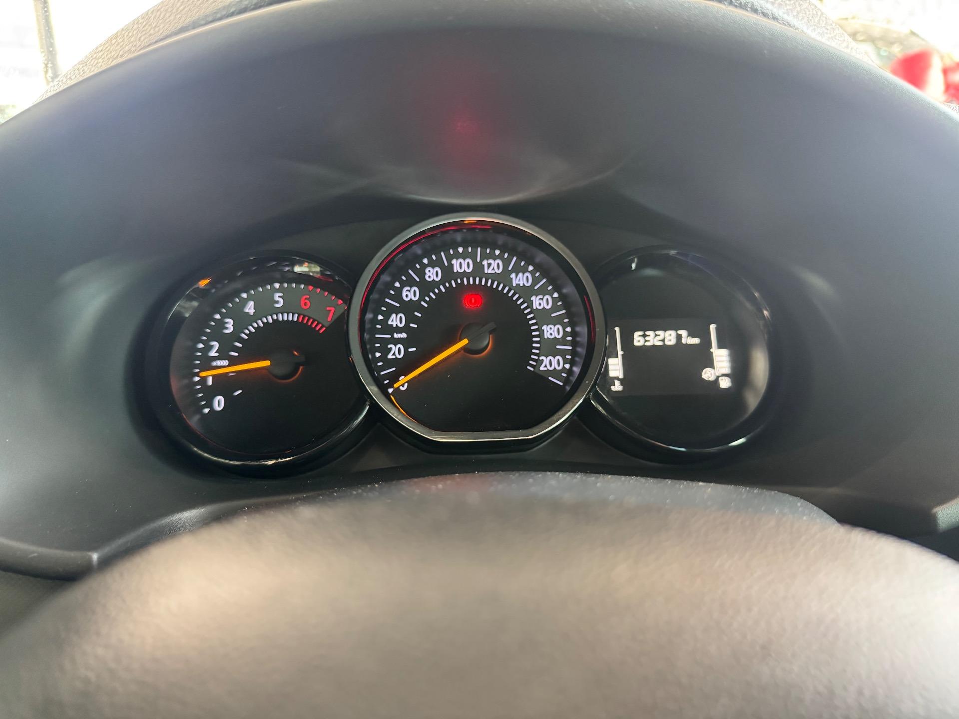 RENAULT Logan - Foto