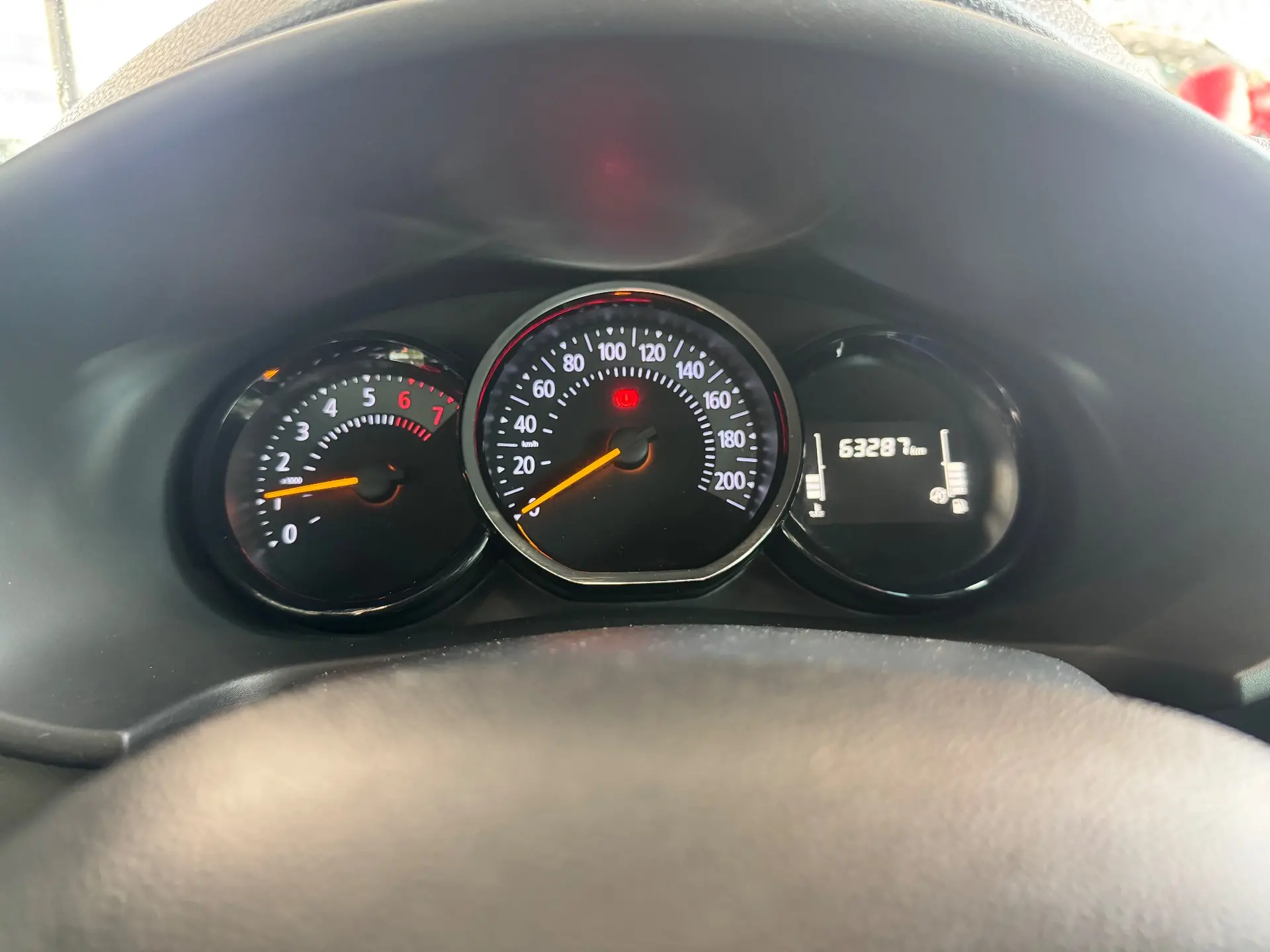 RENAULT Logan - Foto