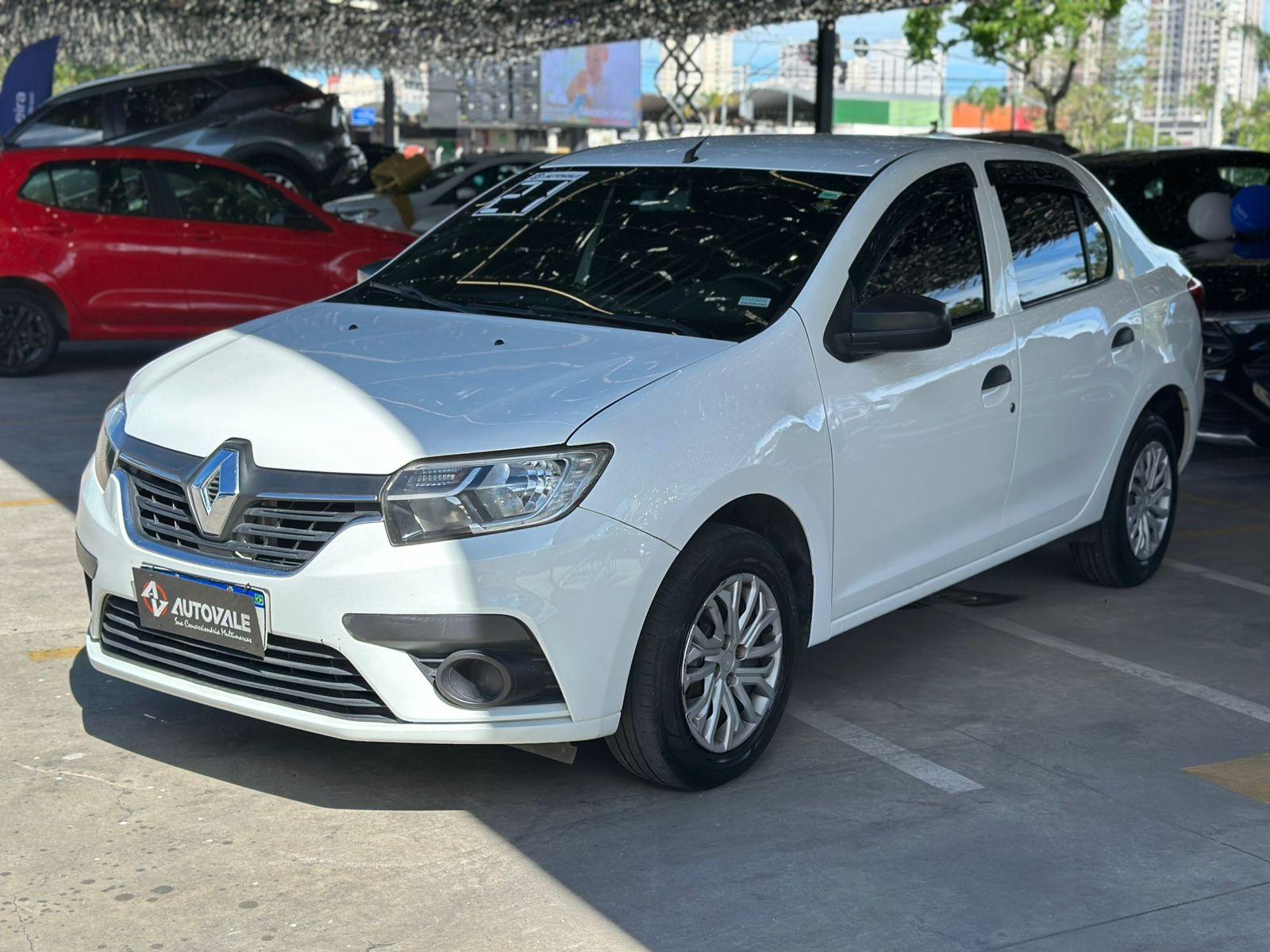 RENAULT Logan - Foto