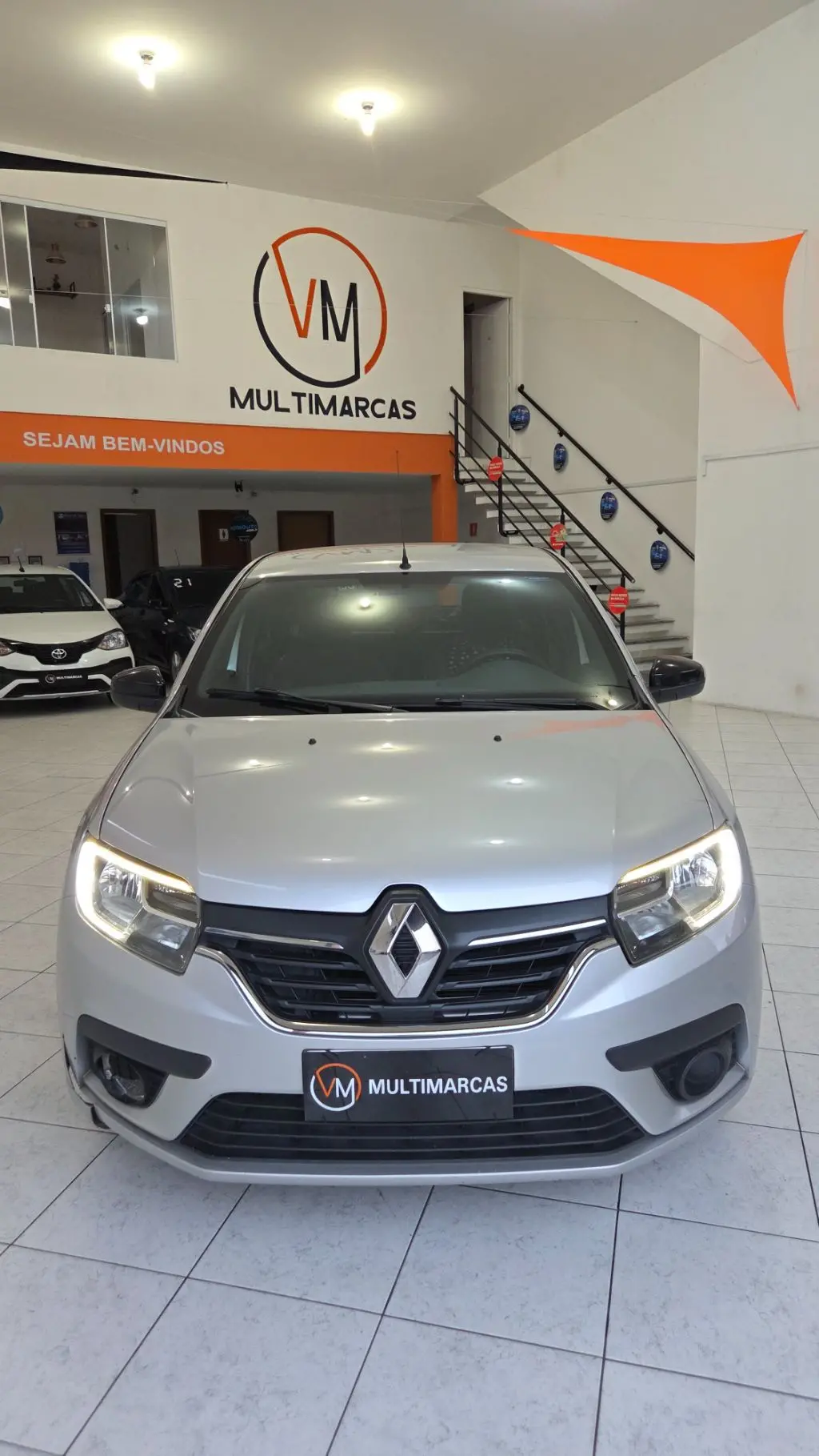 RENAULT Logan - Foto