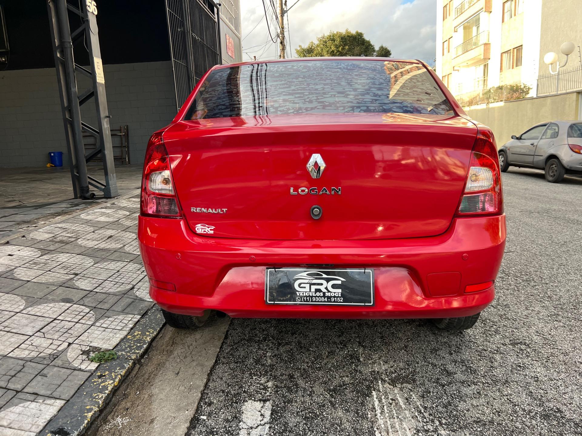 RENAULT Logan - Foto