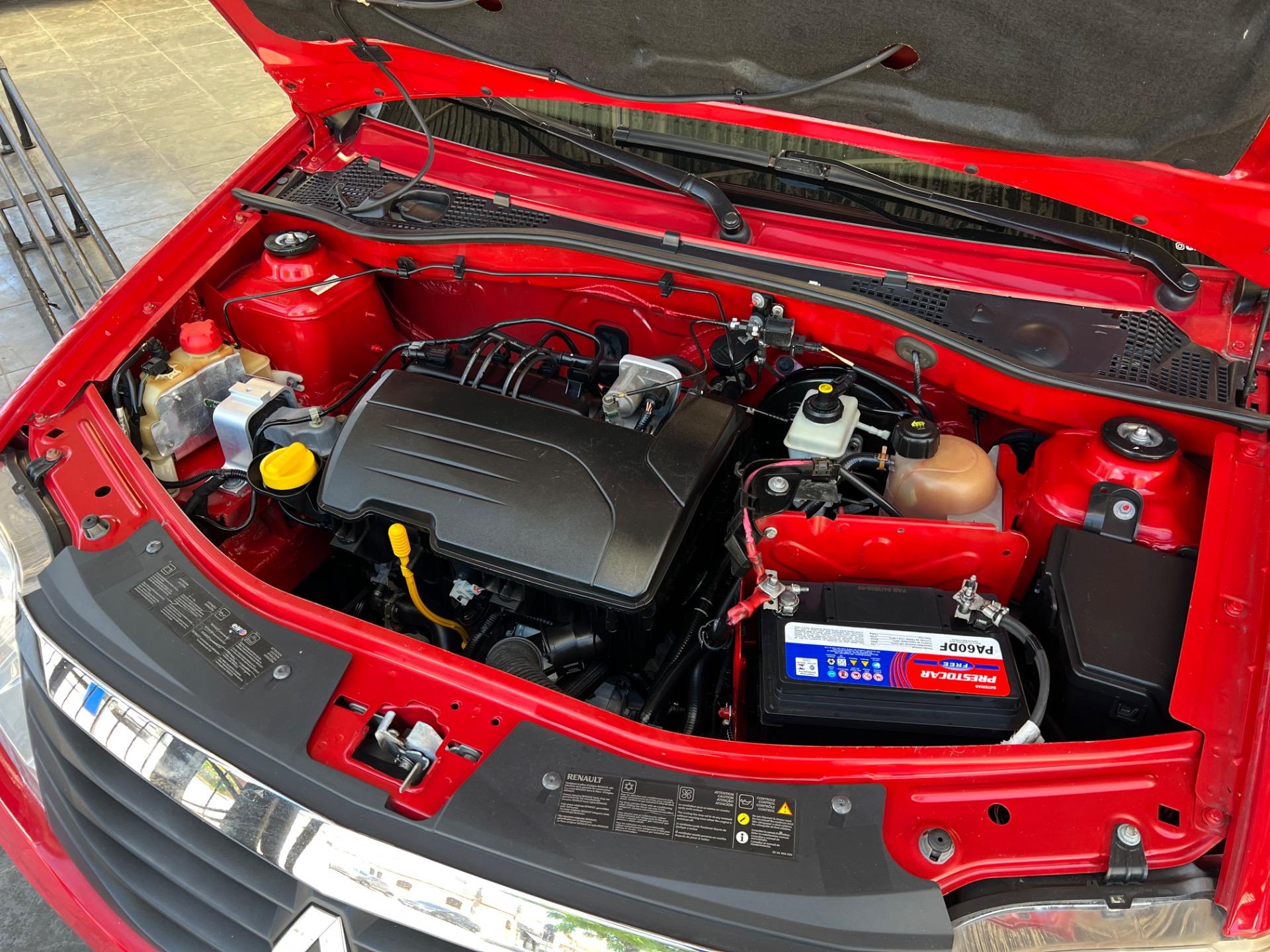 RENAULT Logan - Foto