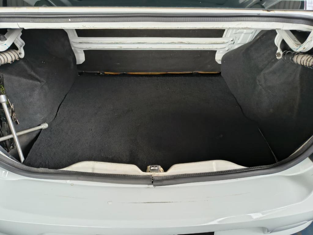 RENAULT Logan - Foto