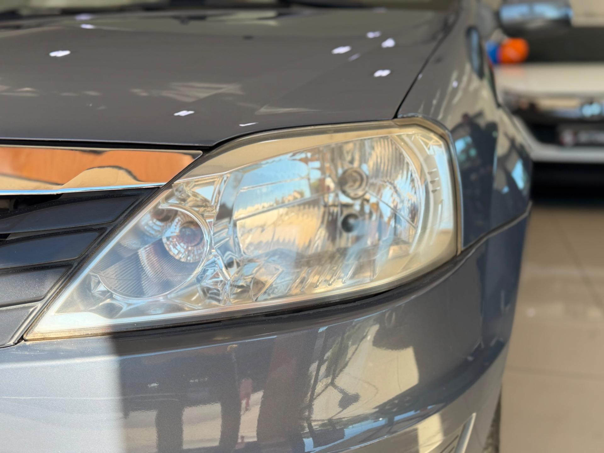 RENAULT Logan - Foto