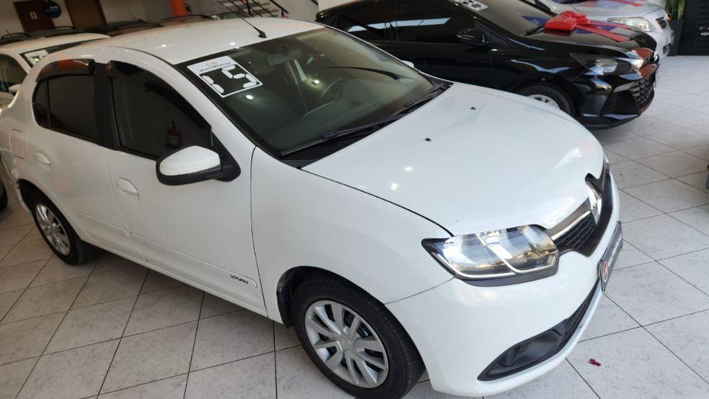 RENAULT Logan - Foto