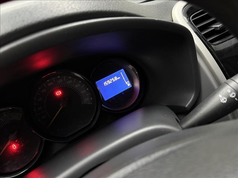 RENAULT Logan - Foto