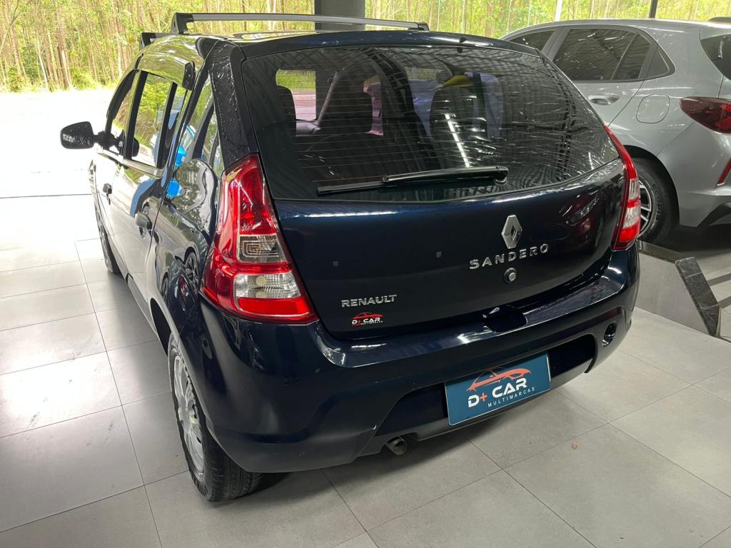 RENAULT Sandero - Foto