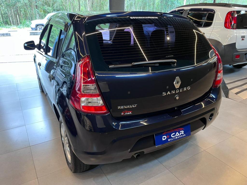 RENAULT Sandero - Foto