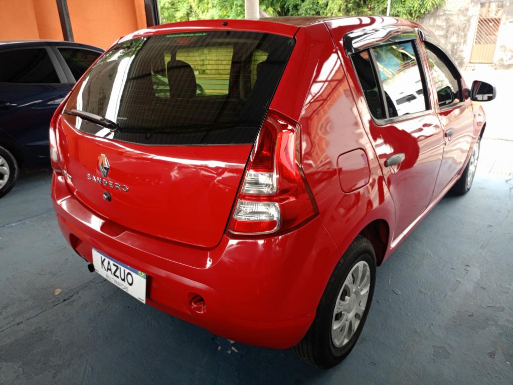 RENAULT Sandero - Foto