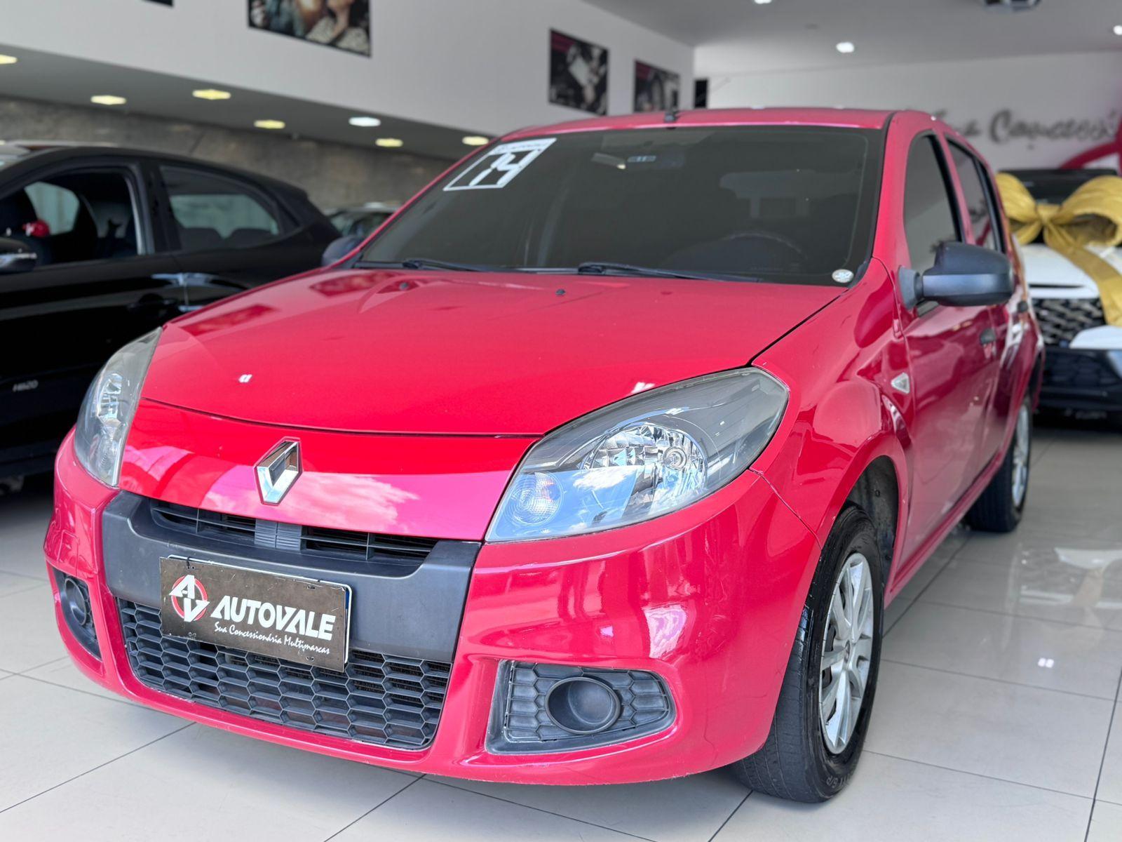 RENAULT Sandero - Foto