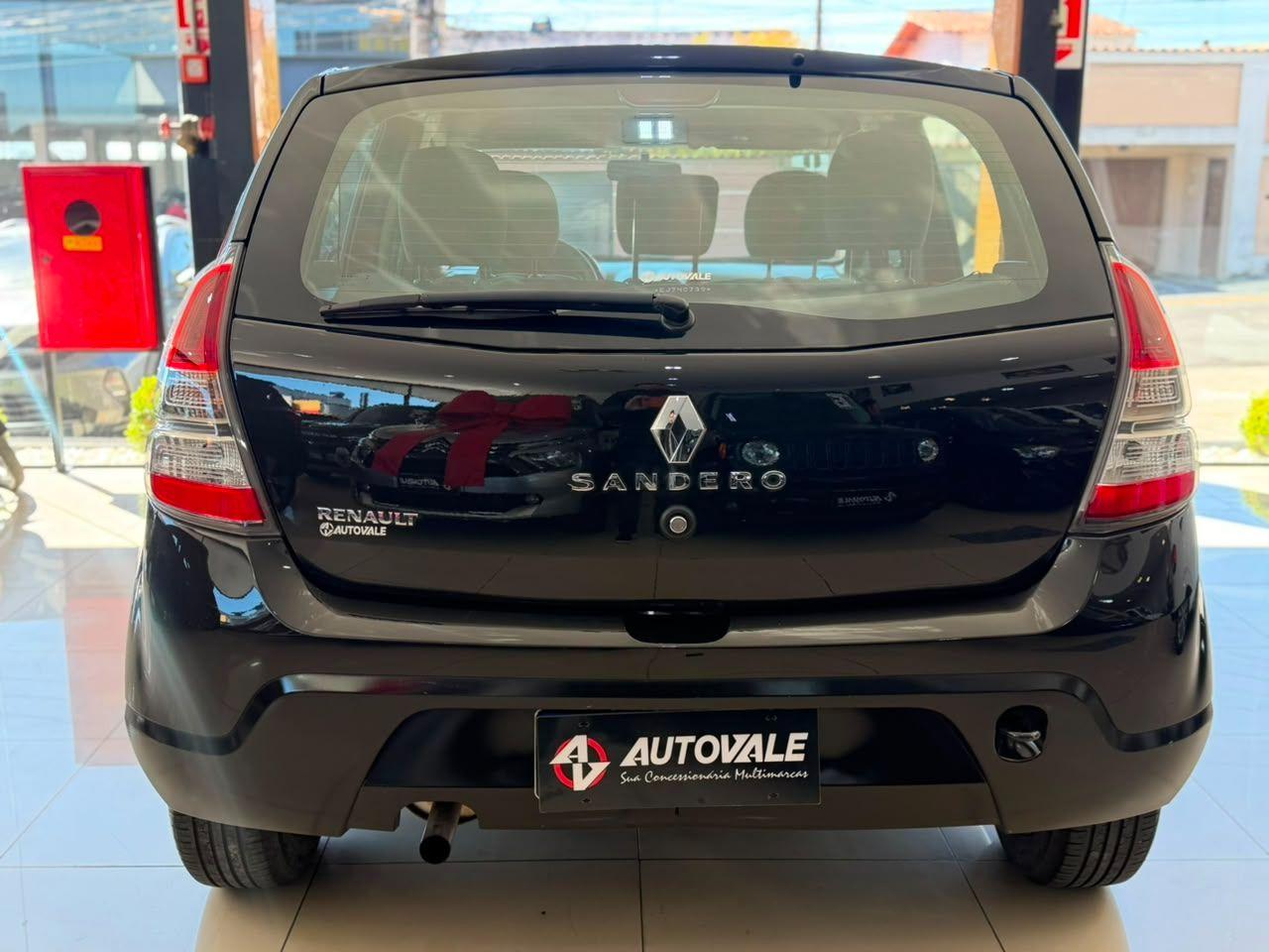 RENAULT Sandero - Foto