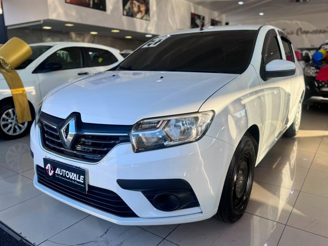 RENAULT Sandero - Foto