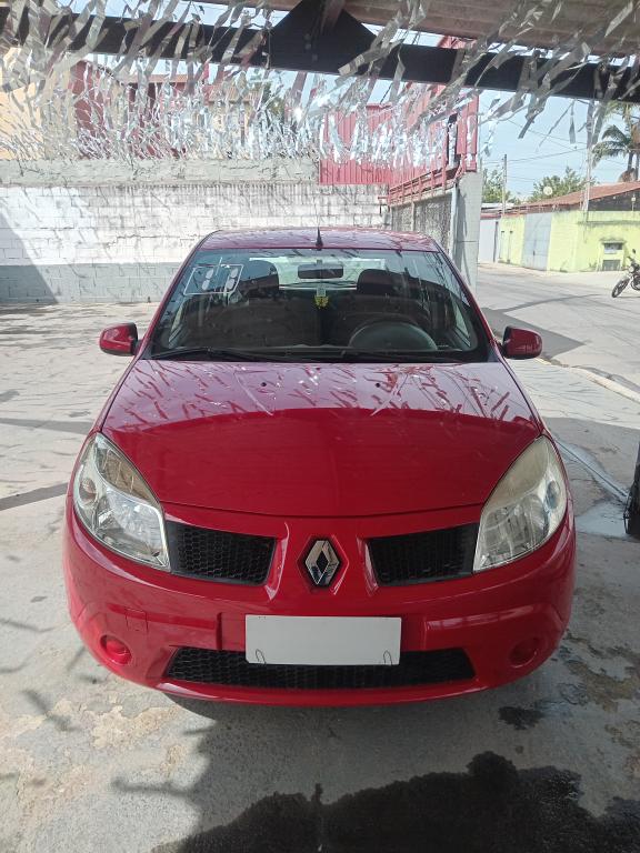 RENAULT Sandero - Foto