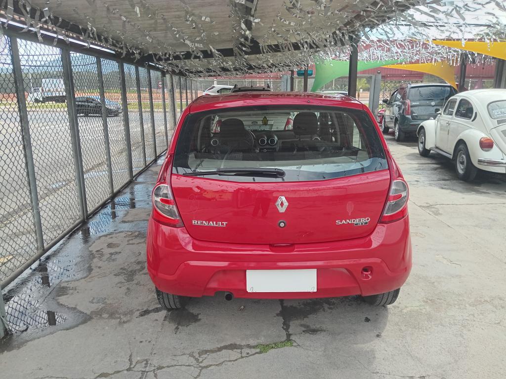 RENAULT Sandero - Foto