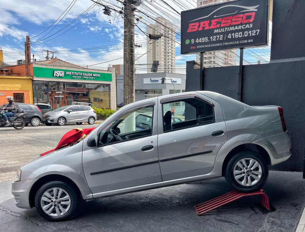 RENAULT Sandero - Foto