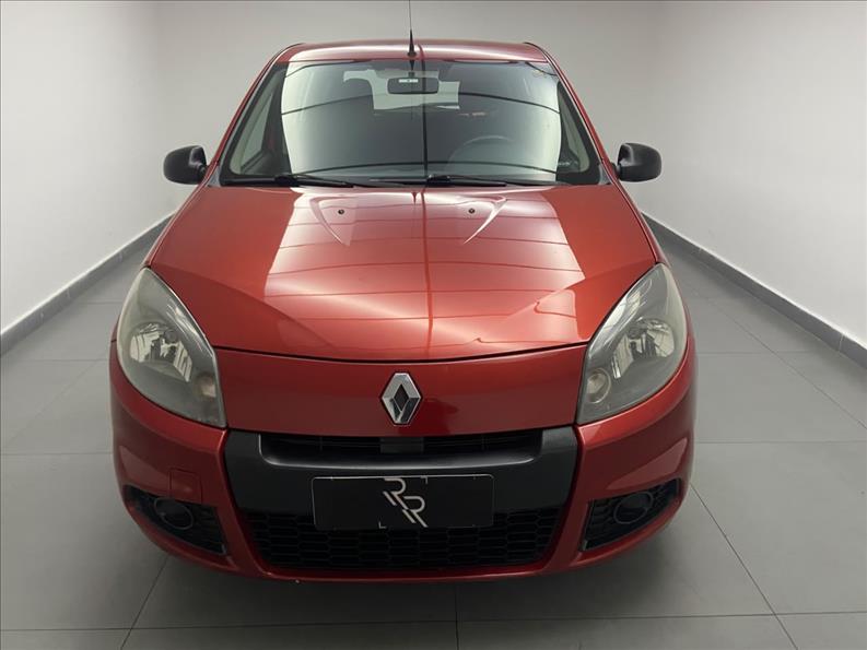 RENAULT Sandero - Foto