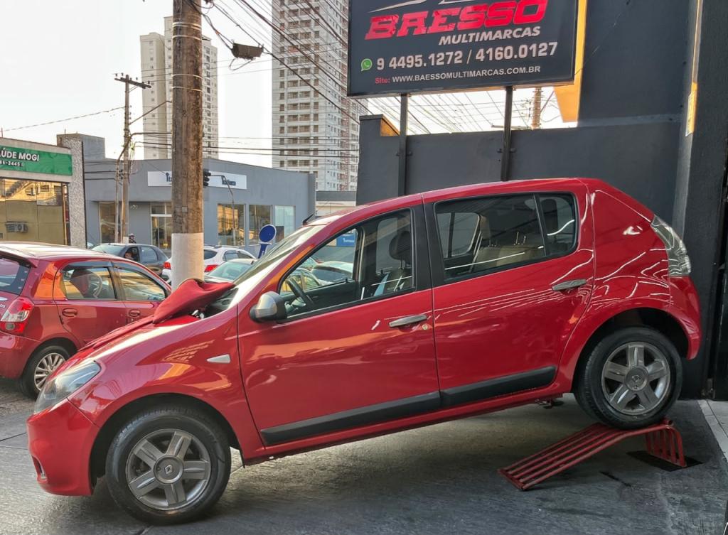 RENAULT Sandero - Foto
