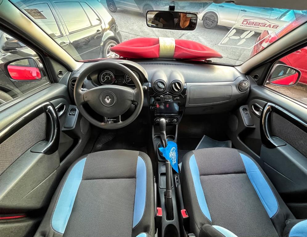 RENAULT Sandero - Foto
