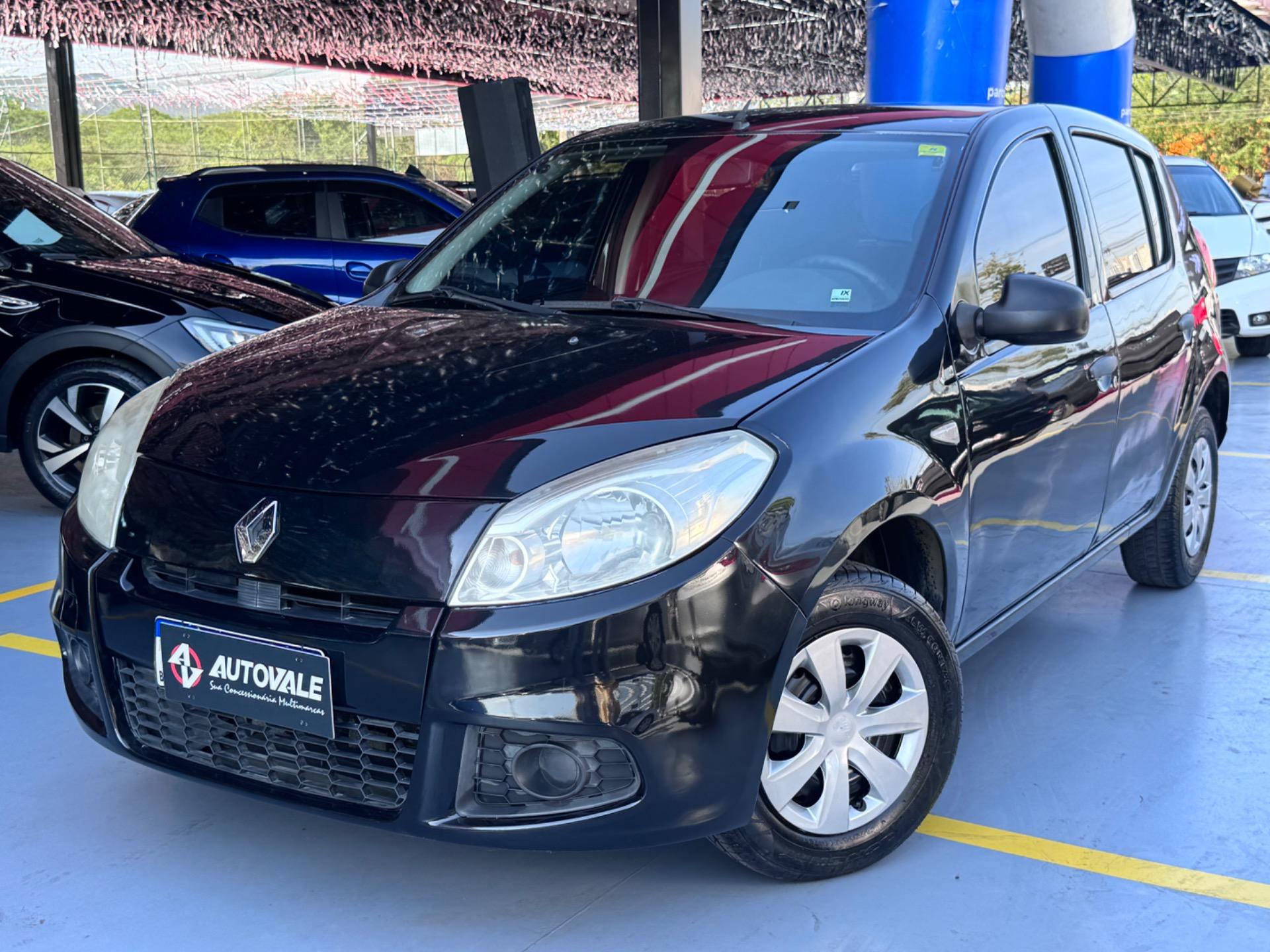 RENAULT Sandero - Foto