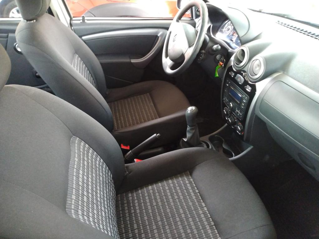 RENAULT Sandero - Miniatura