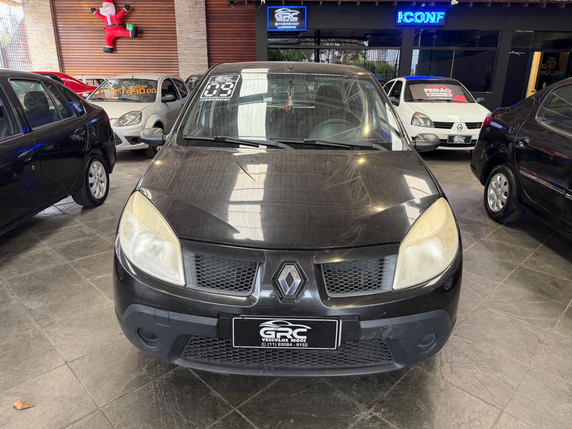 RENAULT Sandero - Foto