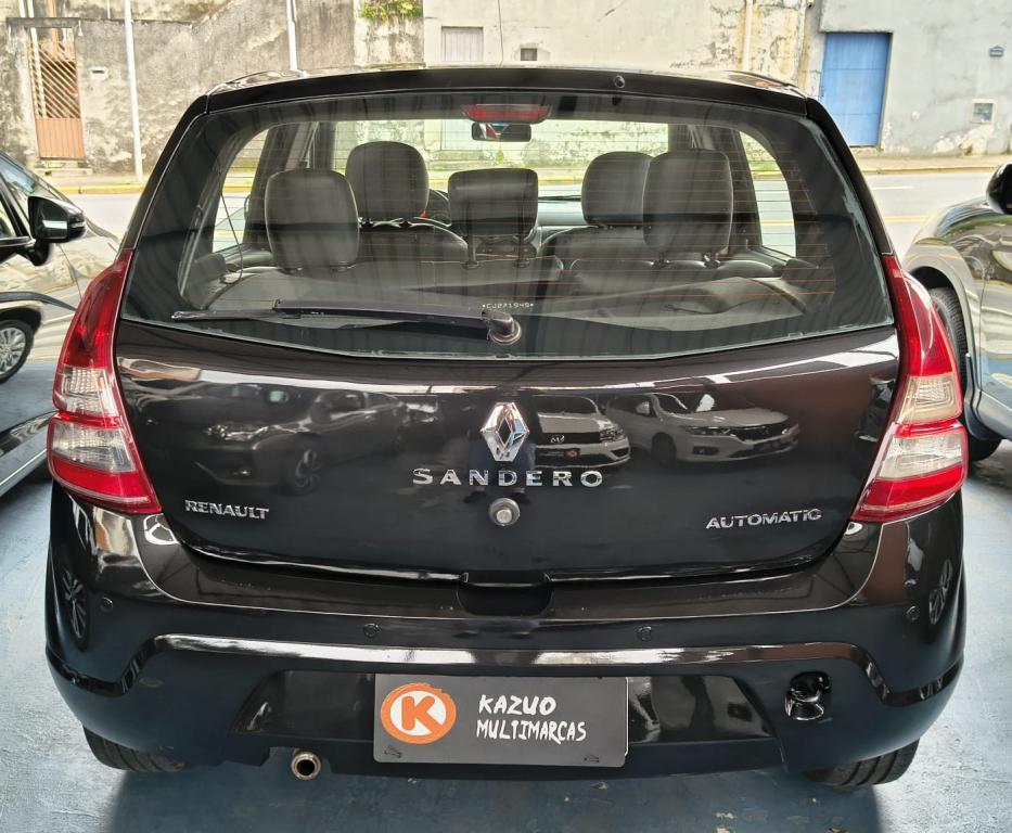 RENAULT Sandero - Foto