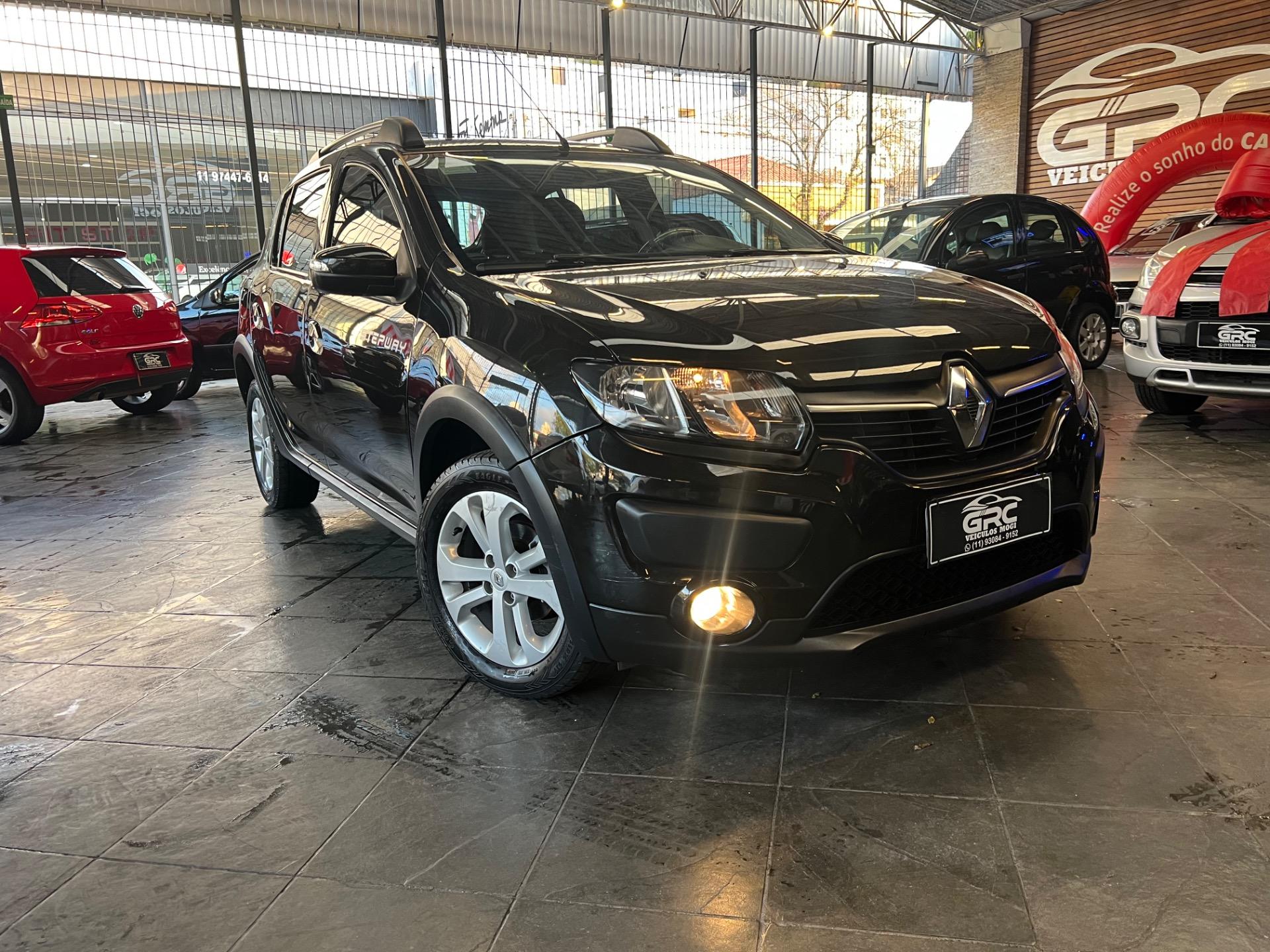 RENAULT Sandero - Foto
